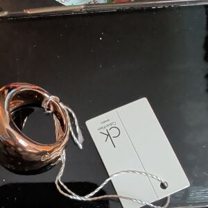 Calvin Klein Polished Gold Look Size 9